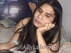 Allyka_browm