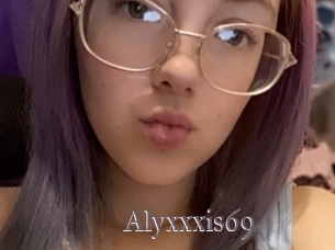 Alyxxxis69