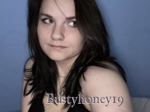 Bustyhoney19