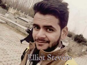 Elliot_Stevens