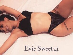 Evie_Sweet21