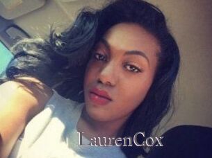 Lauren_Cox
