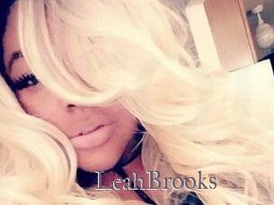 Leah_Brooks