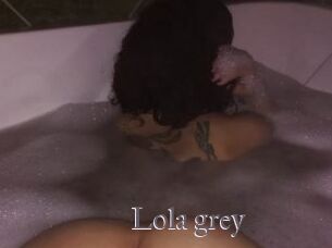 Lola_grey