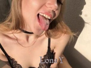 Lona_Y