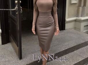 LyNN244