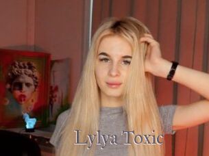 Lylya_Toxic