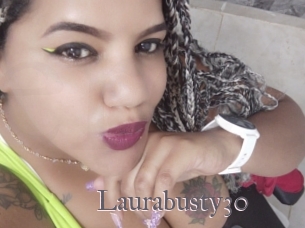 Laurabusty30