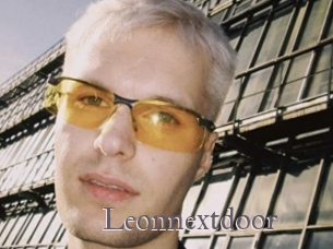 Leonnextdoor