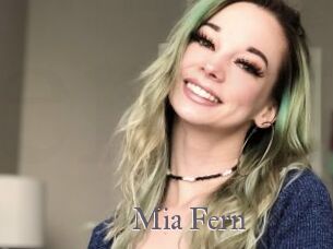 Mia_Fern