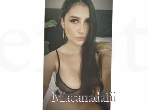 Macanadalii