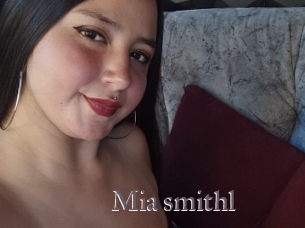 Mia_smithl