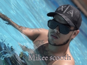 Mikee_scooth