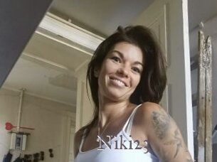 Niki23