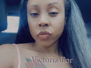 Victoria_dior